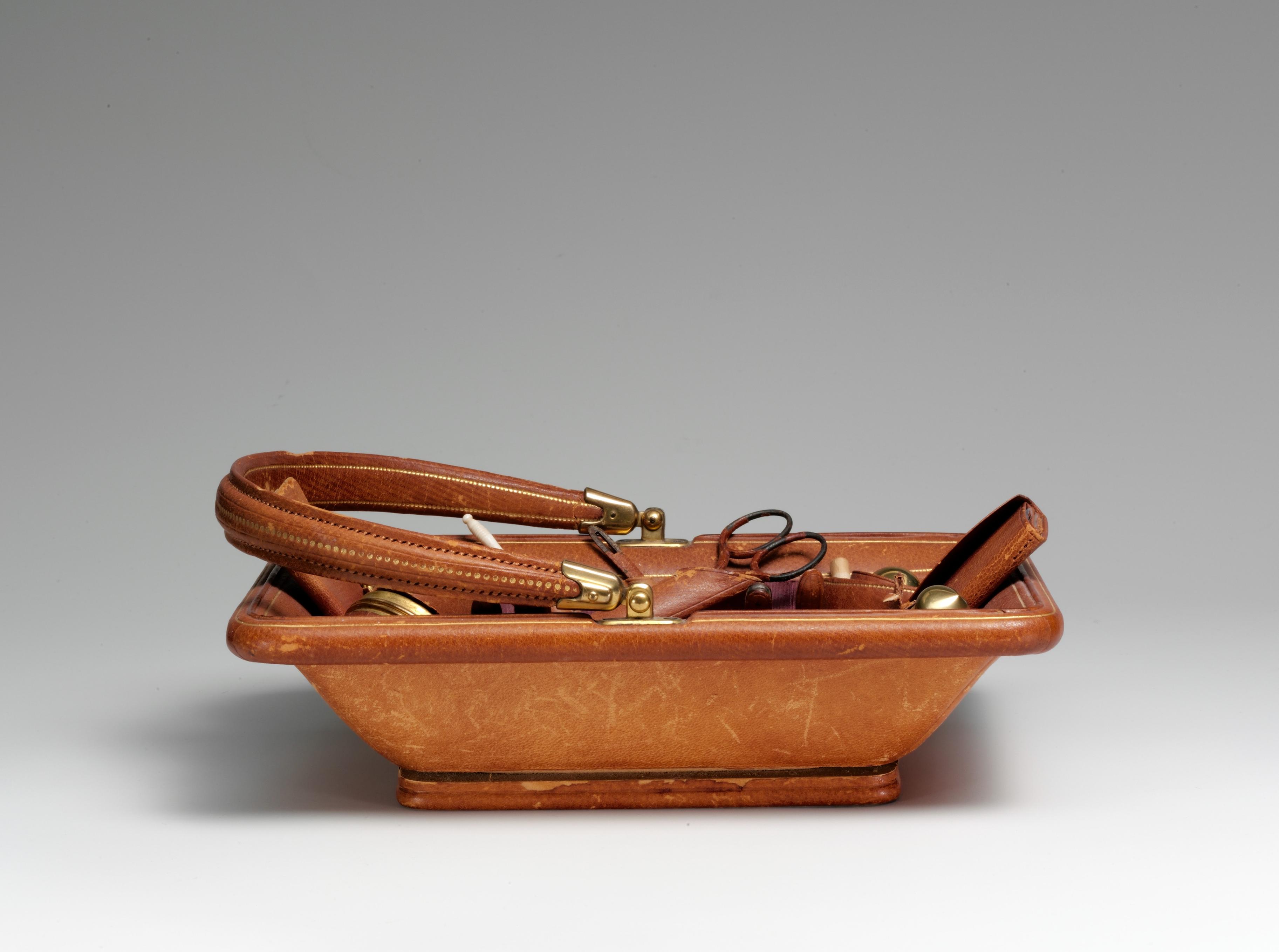 Sewing Kit, Image 2/8