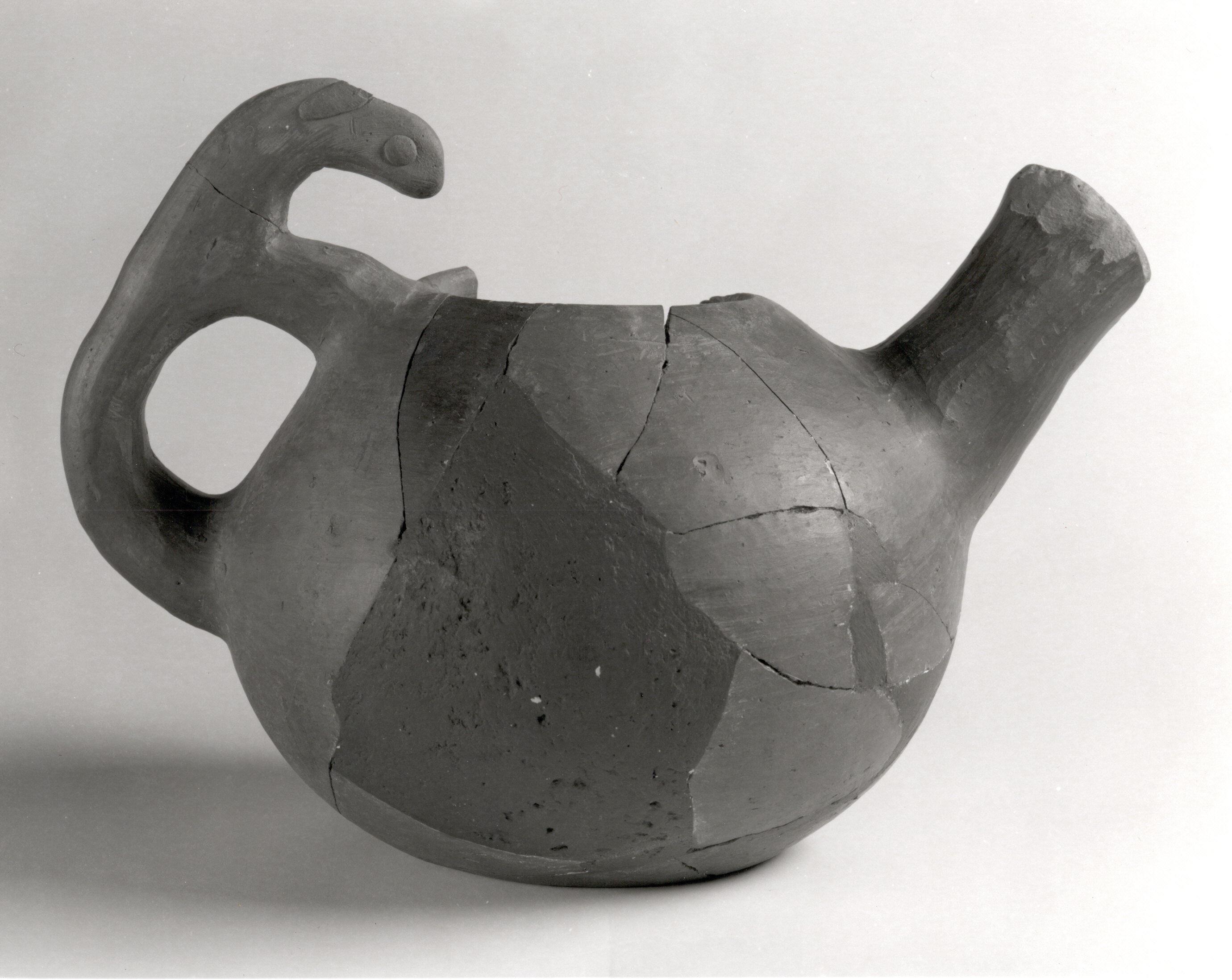 Hole-mouthed jar