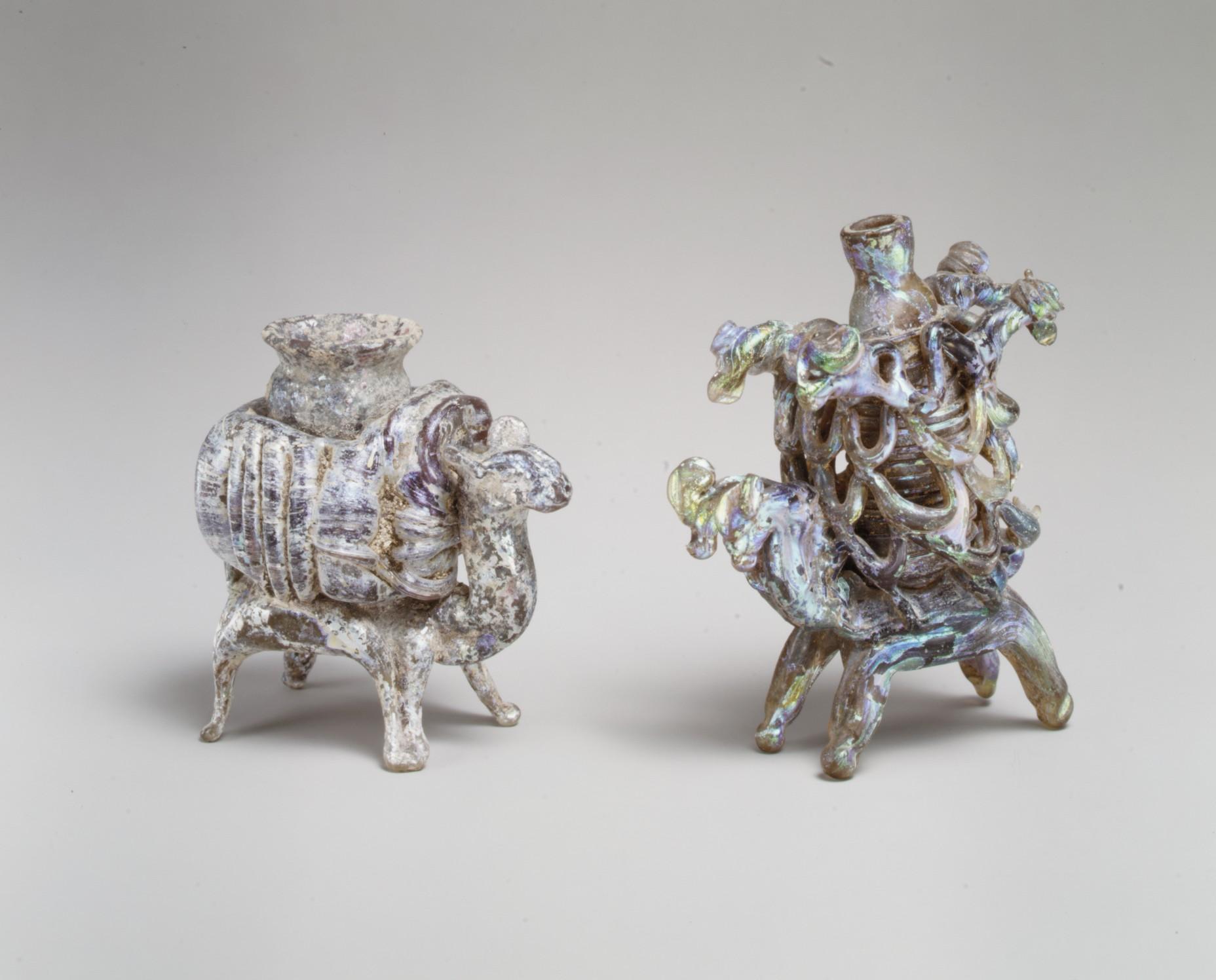Animal Flask, Image 4/7
