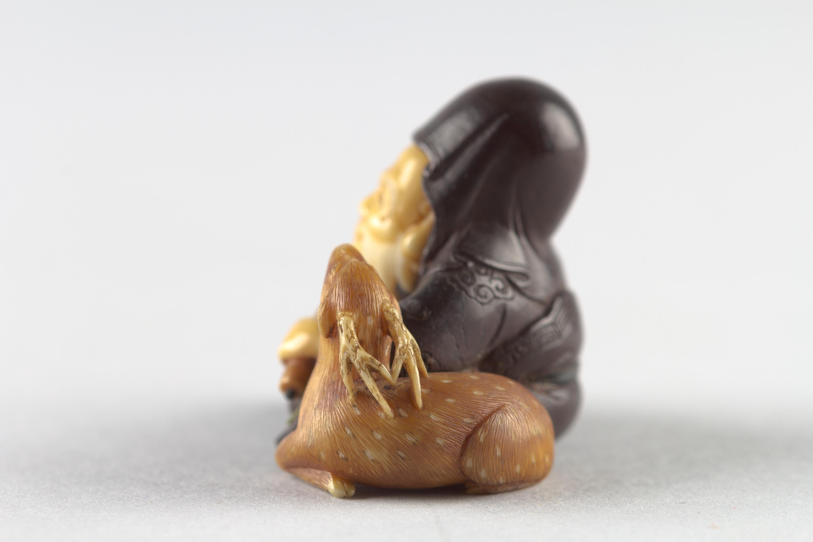 Netsuke of Fukurokujin, Image 2/5
