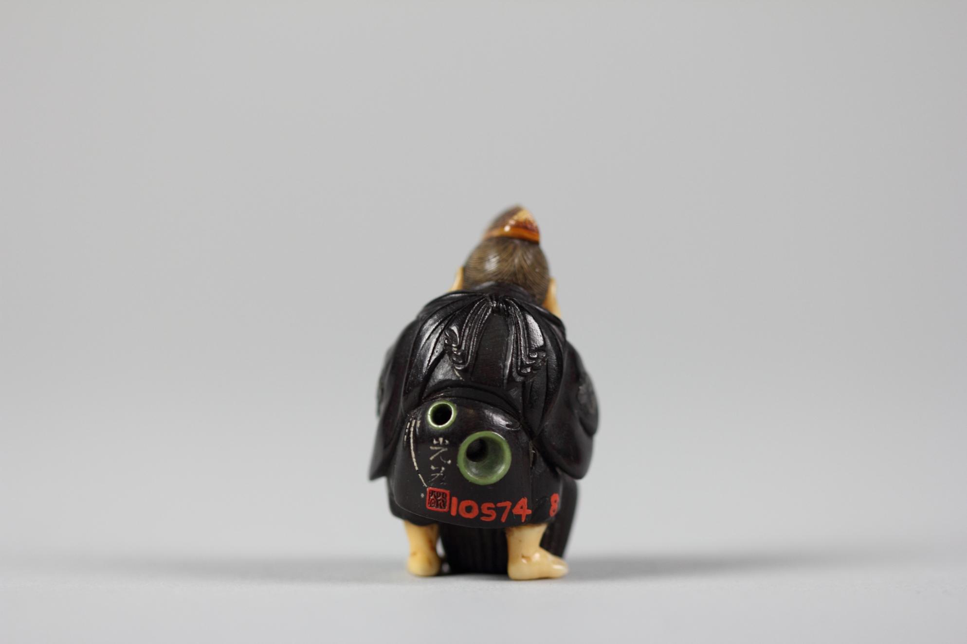 Netsuke of Ebisu, Image 2/2