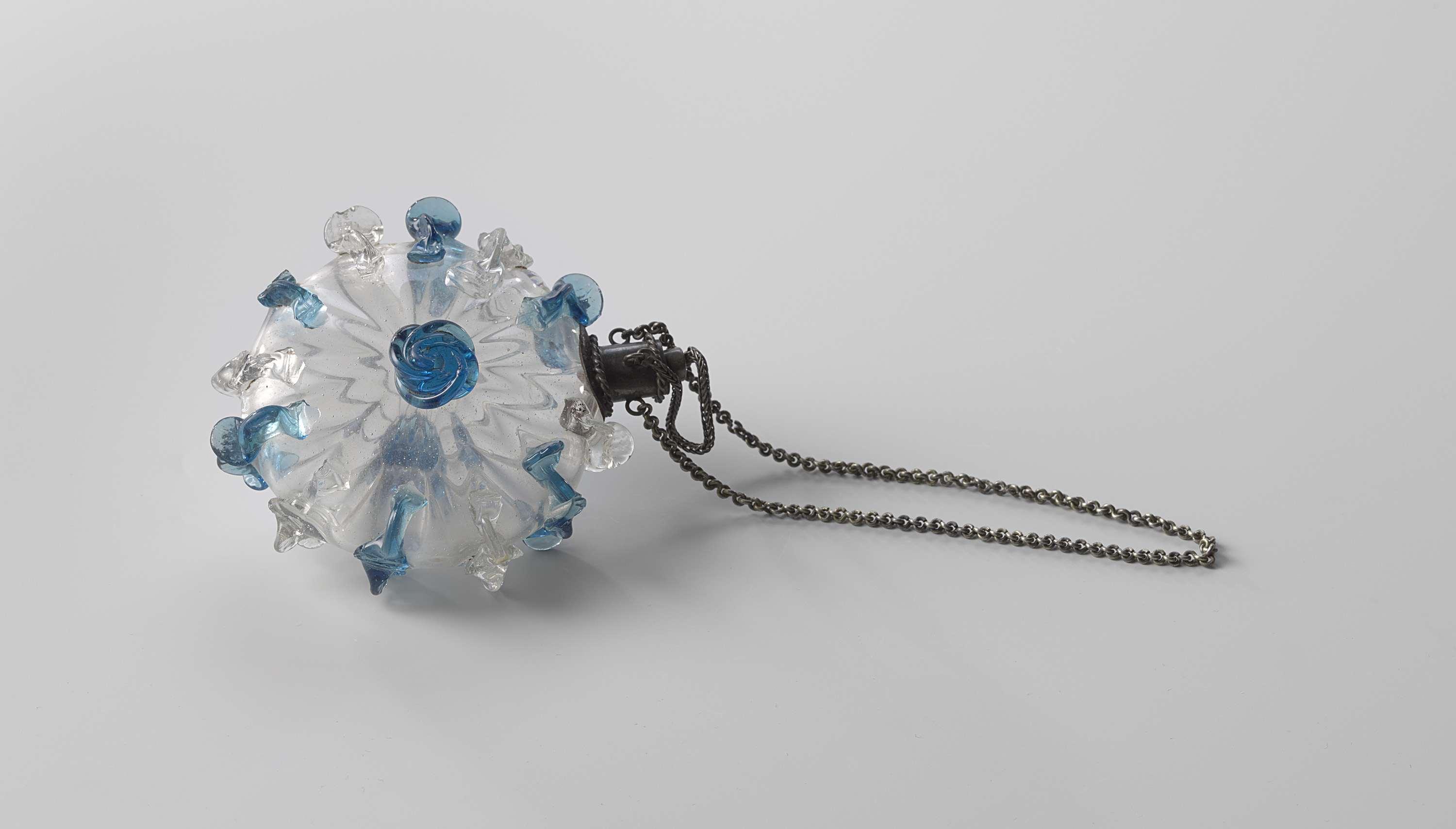 Flacon met ketting