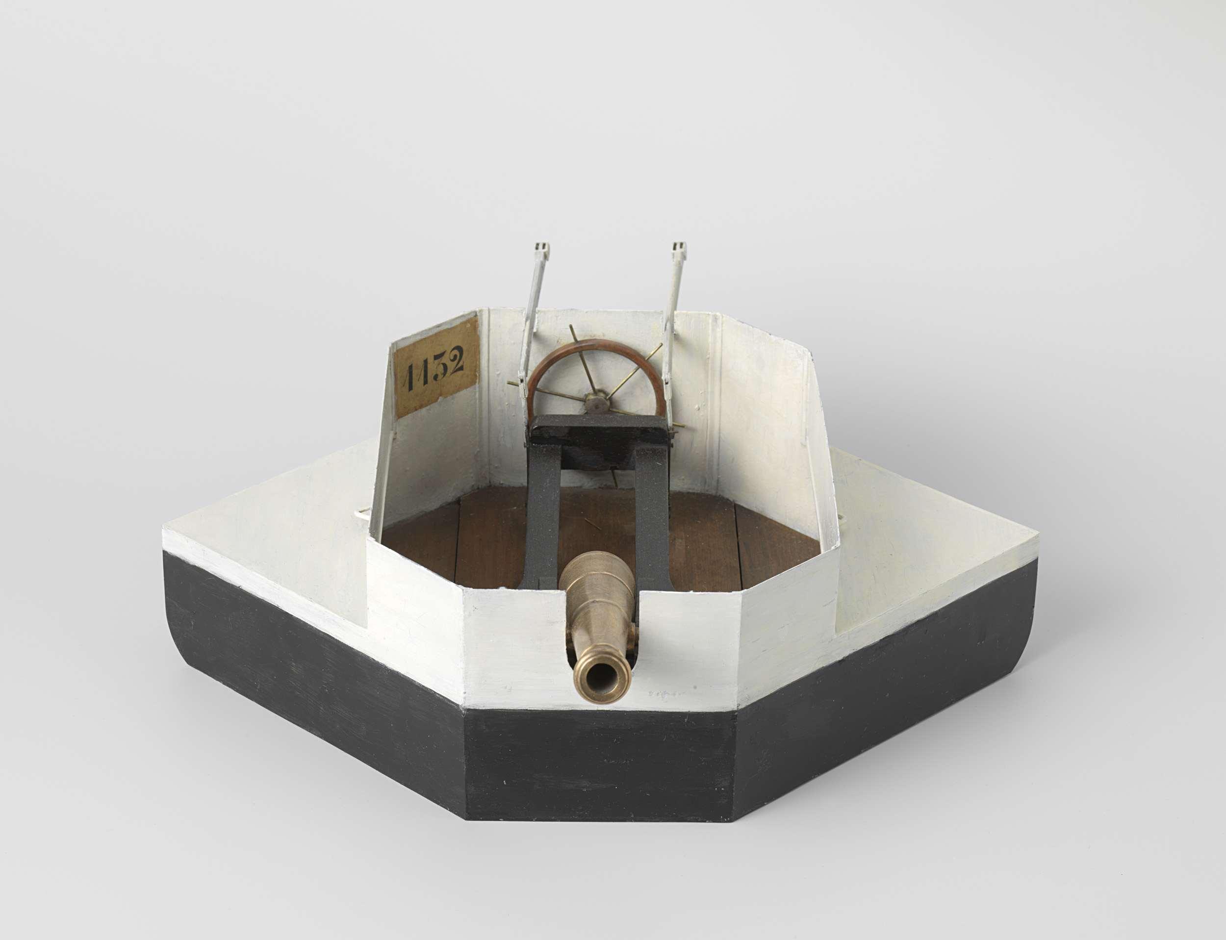 Model of a Floating Battery