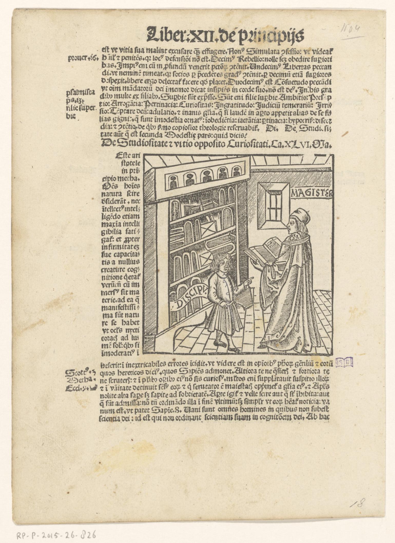 Leraar en leerling voor een boekenkast