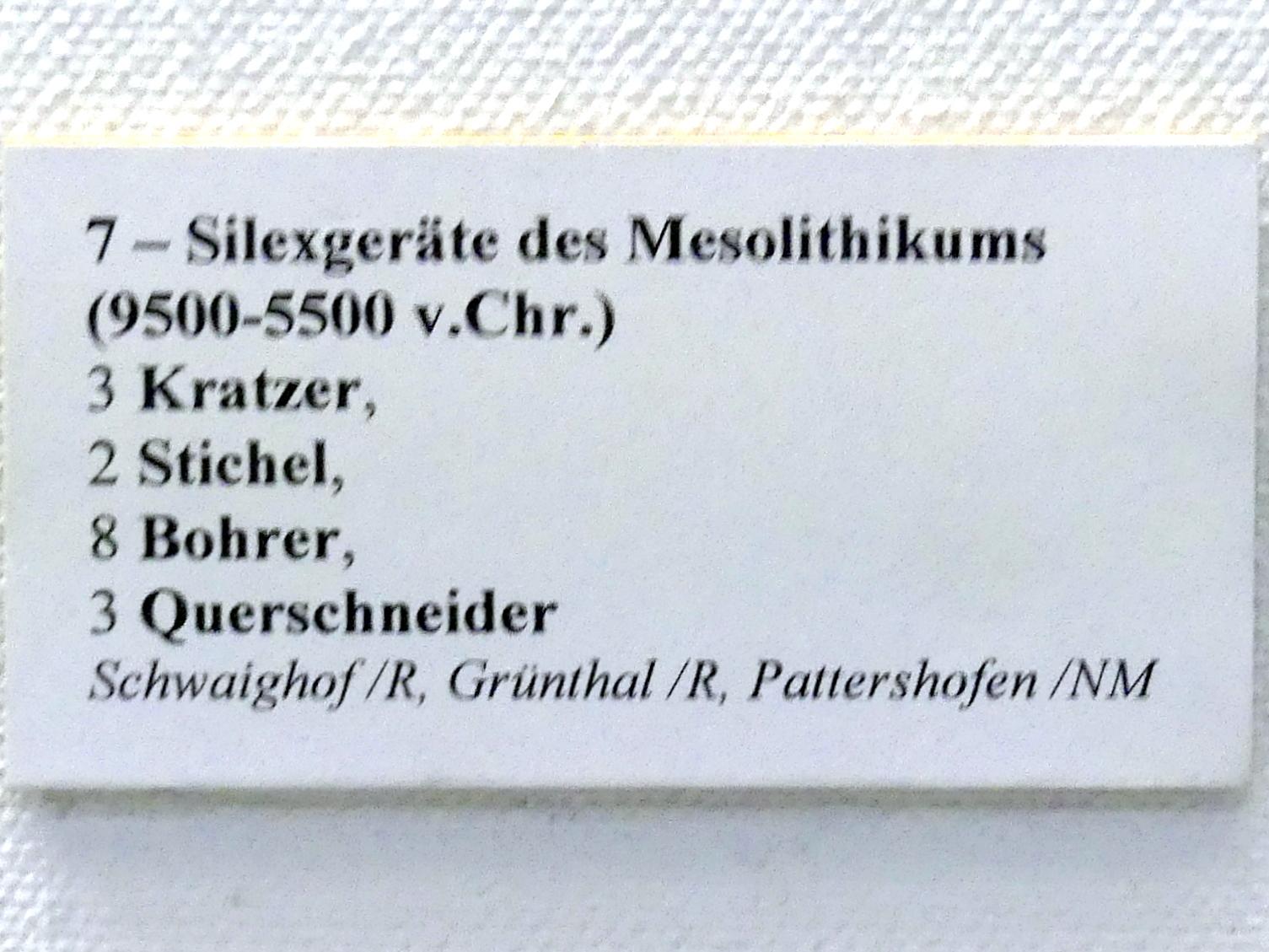 3 Kratzer, Mesolithikum, 9500 - 5500 v. Chr., Bild 2/2