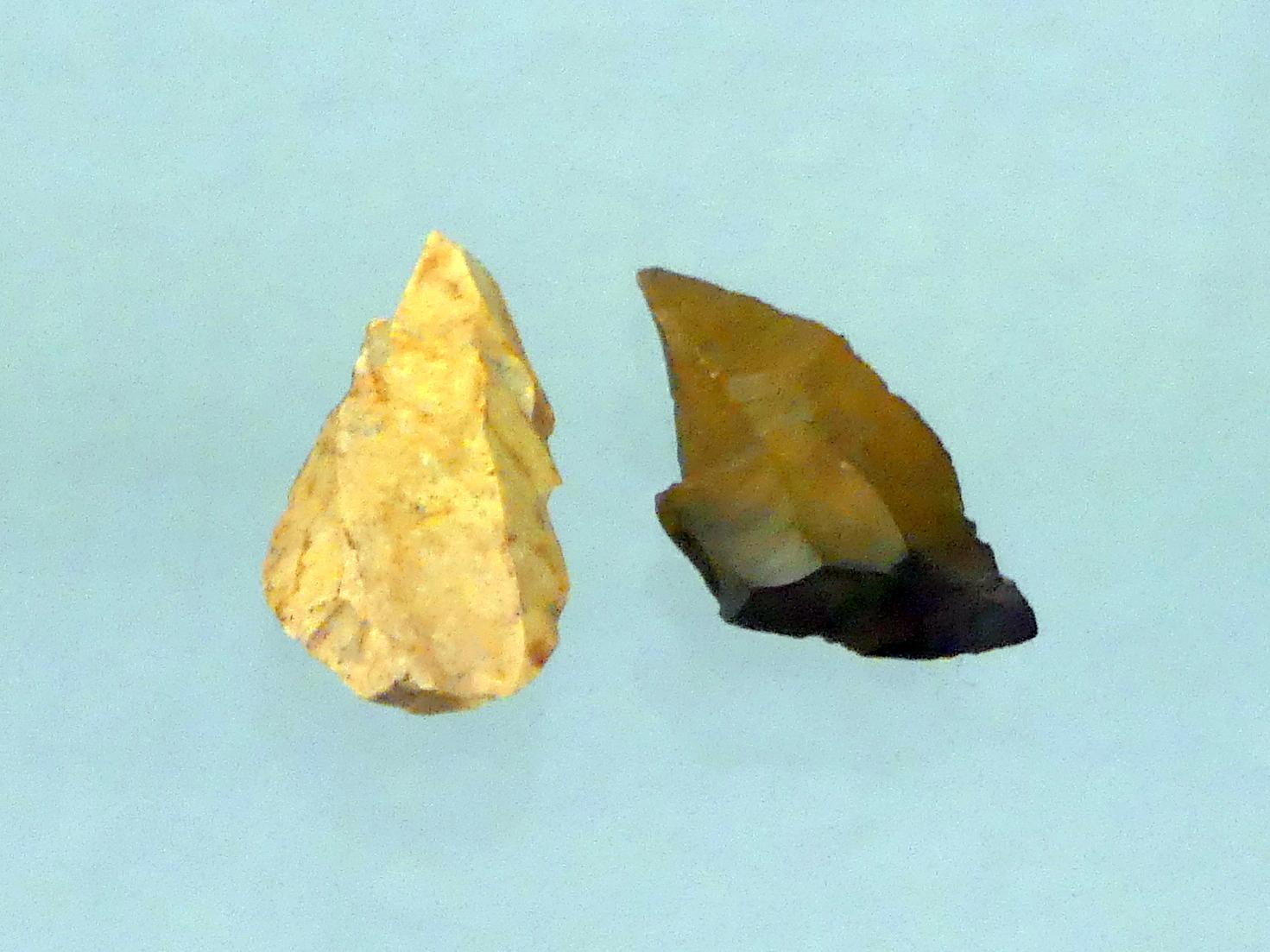 2 Stichel, Mesolithikum, 9500 - 5500 v. Chr., Bild 1/2