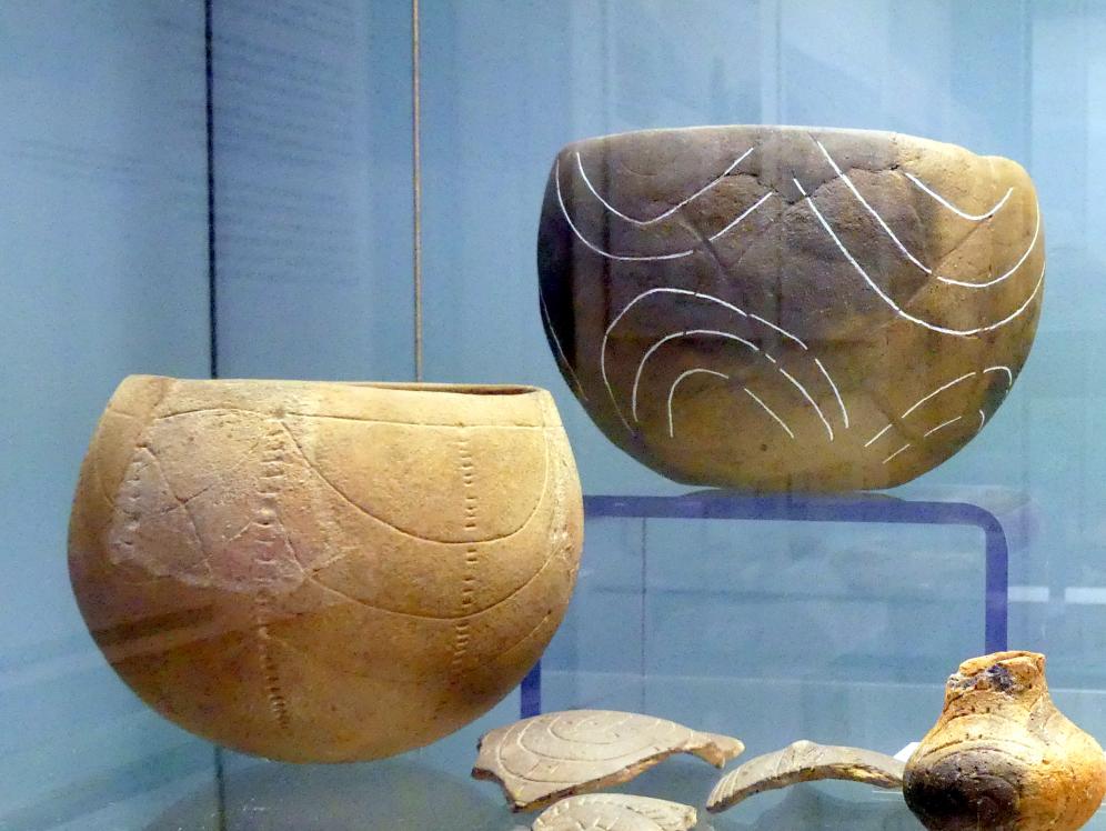 2 große Töpfe, Frühneolithikum (Altneolithikum), 5500 - 4900 v. Chr.
