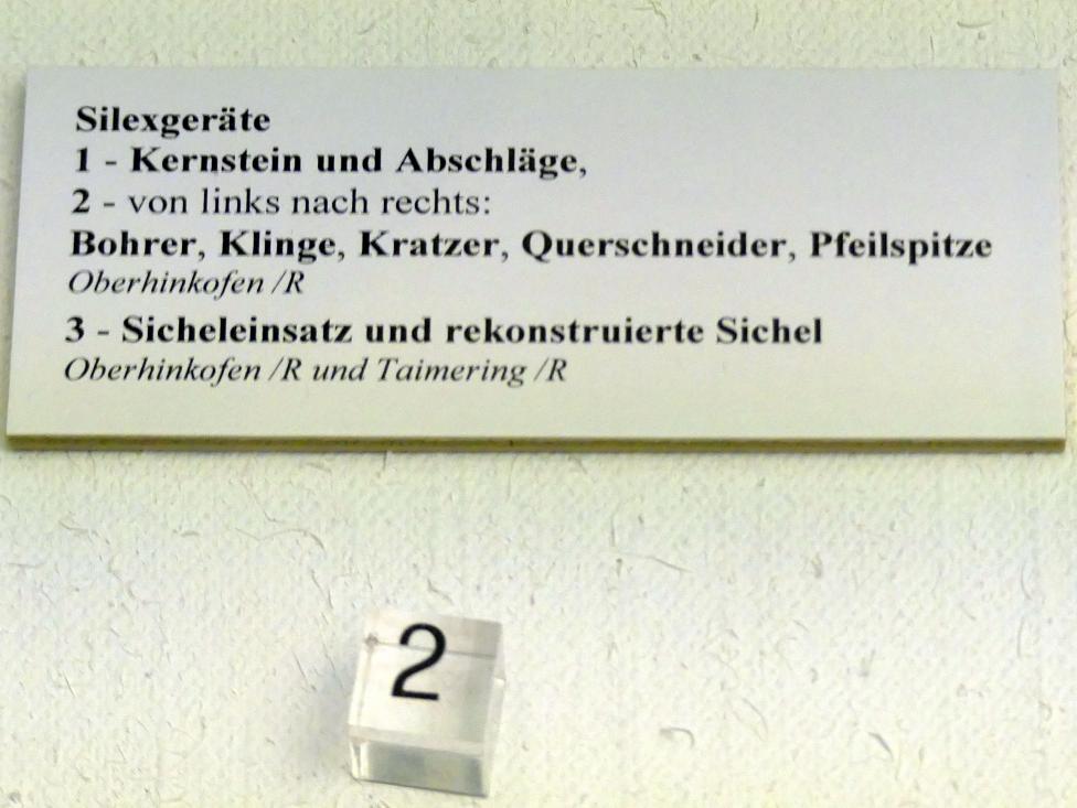 Kernstein und Abschläge, Frühneolithikum (Altneolithikum), 5500 - 4900 v. Chr., Bild 2/2