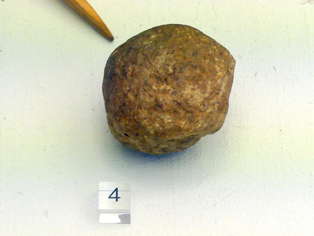 Klopfstein mit Schlagmarken, Frühneolithikum (Altneolithikum), 5500 - 4900 v. Chr.
