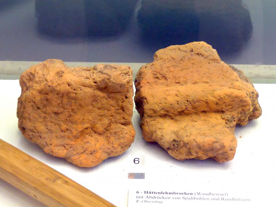 Hüttenlehmbrocken (Wandbewurf), Frühneolithikum (Altneolithikum), 5500 - 4900 v. Chr., Bild 1/2