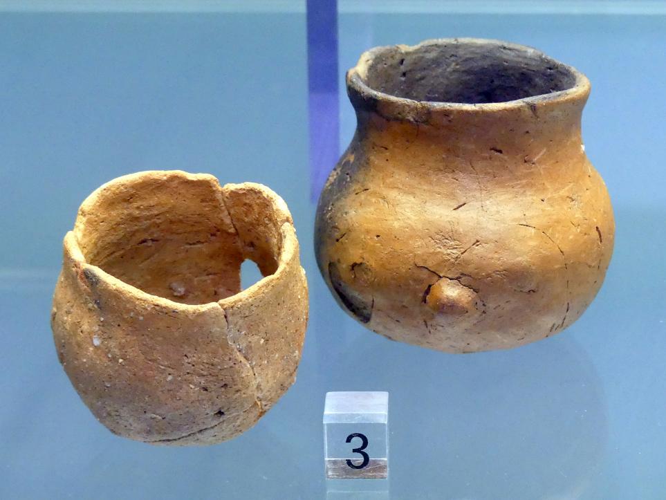 Miniaturgefäße, Frühneolithikum (Altneolithikum), 5500 - 4900 v. Chr., Bild 1/2