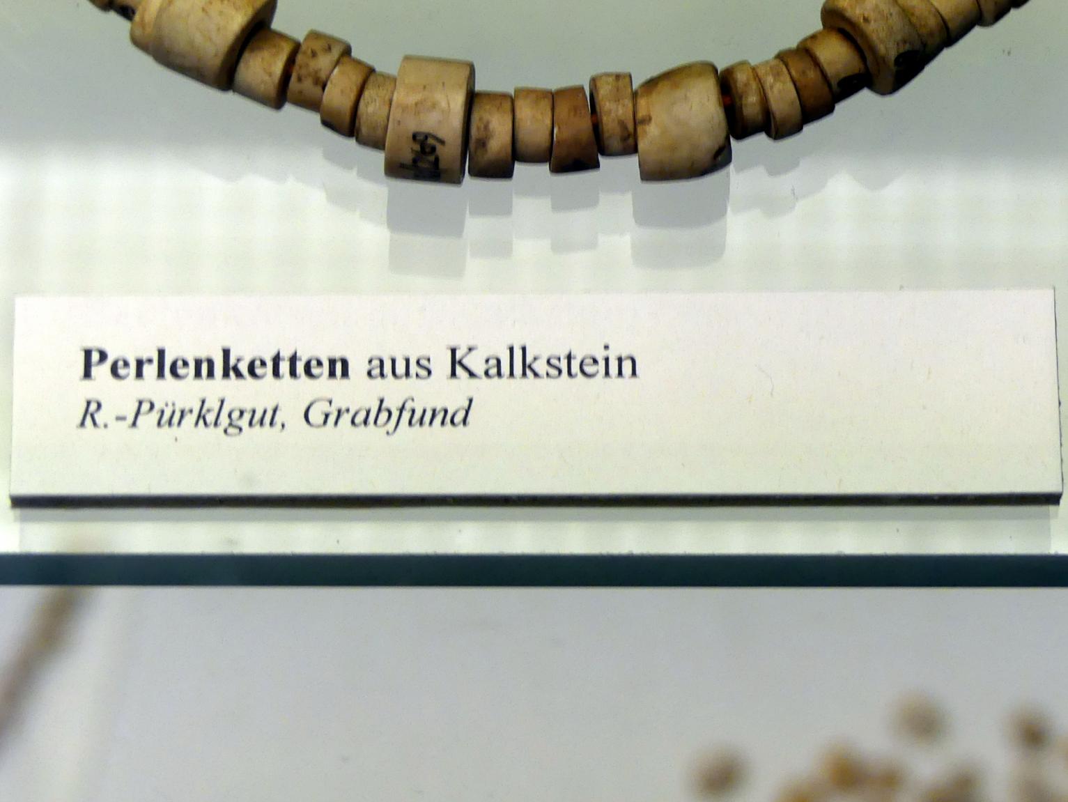 Perlenketten, Frühneolithikum (Altneolithikum), 5500 - 4900 v. Chr., Bild 2/2