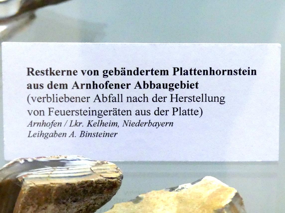 Restkerne von gebändertem Plattenhornstein, Spätneolithikum, Undatiert, Bild 2/2