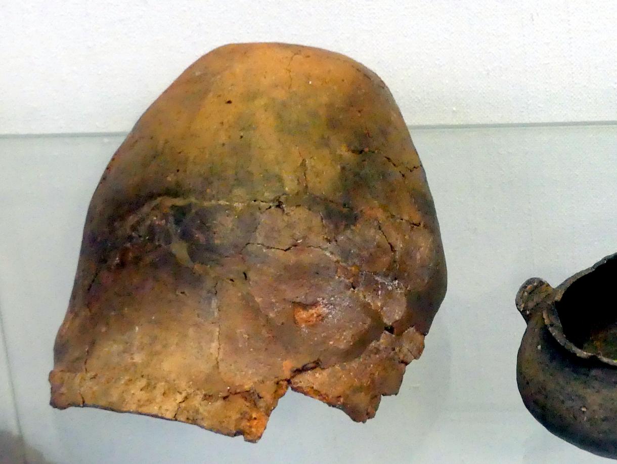 2 Tulpenbecher, Jungneolithikum, 4400 - 3500 v. Chr., Bild 2/3