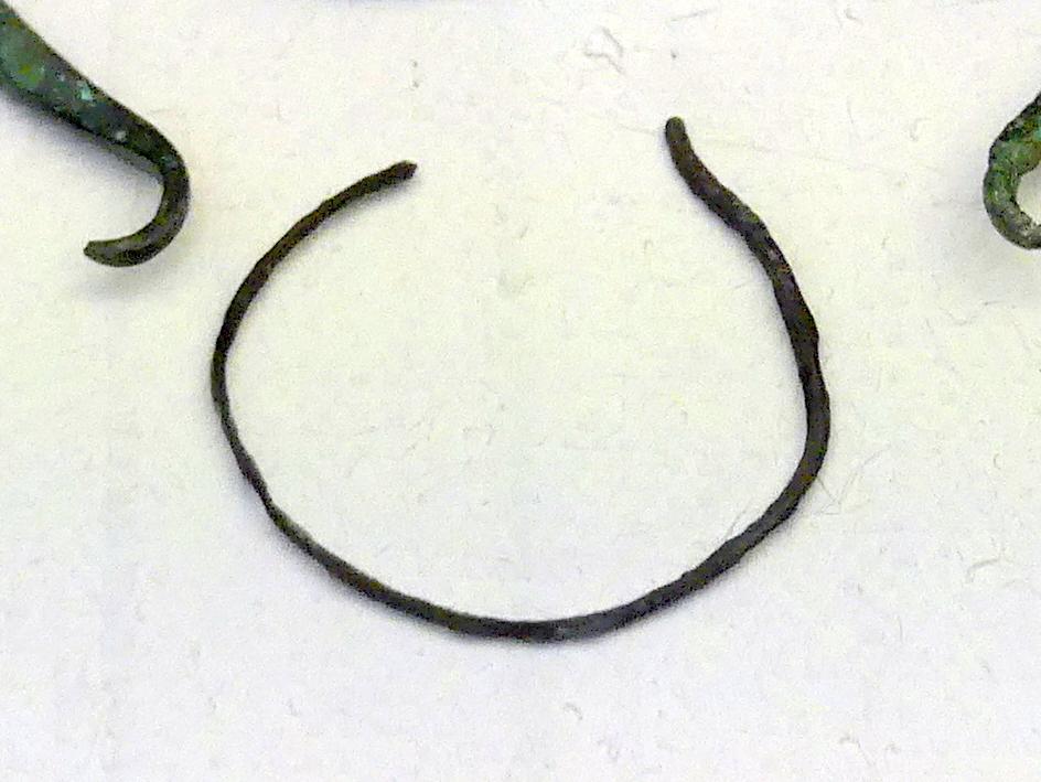 Drahtring, Frühe Bronzezeit, 3365 - 1200 v. Chr., Bild 1/2