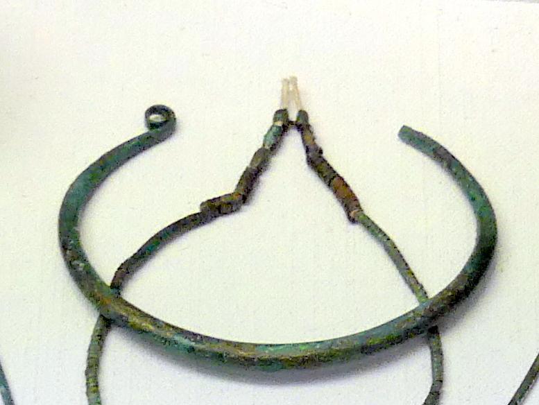 Ösenhalsring, Frühe Bronzezeit, 3365 - 1200 v. Chr.