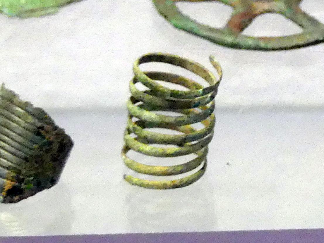 Fingerspirale, Mittlere Bronzezeit, 3000 - 1300 v. Chr.