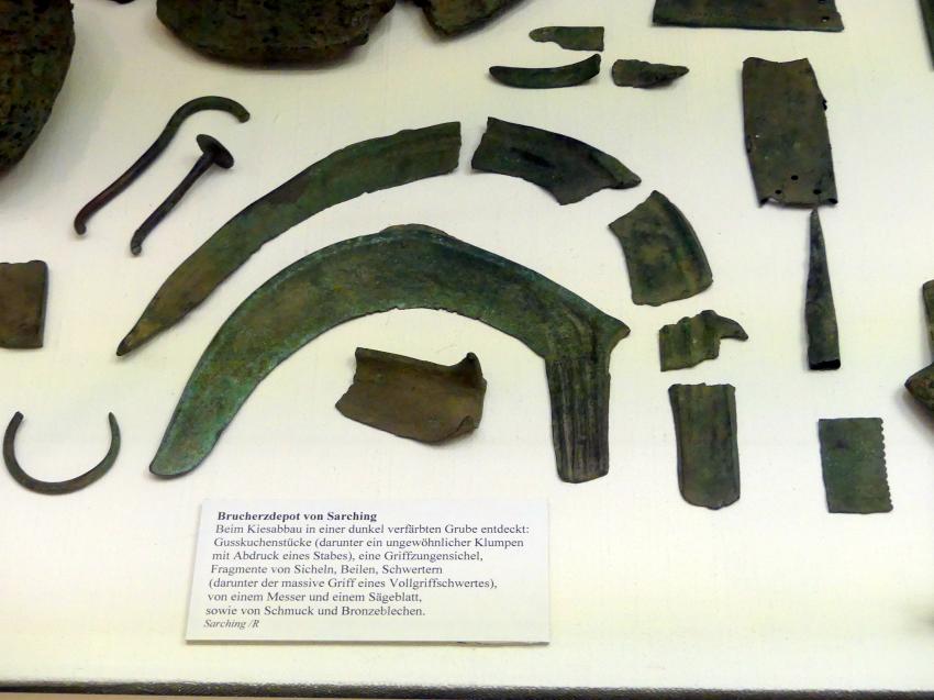 Gusskuchenstücke, Griffzungensichel, Sicheln, Beile, Schwerter, Messer, Schmuck, Späte Bronzezeit D, Undatiert, Bild 3/4