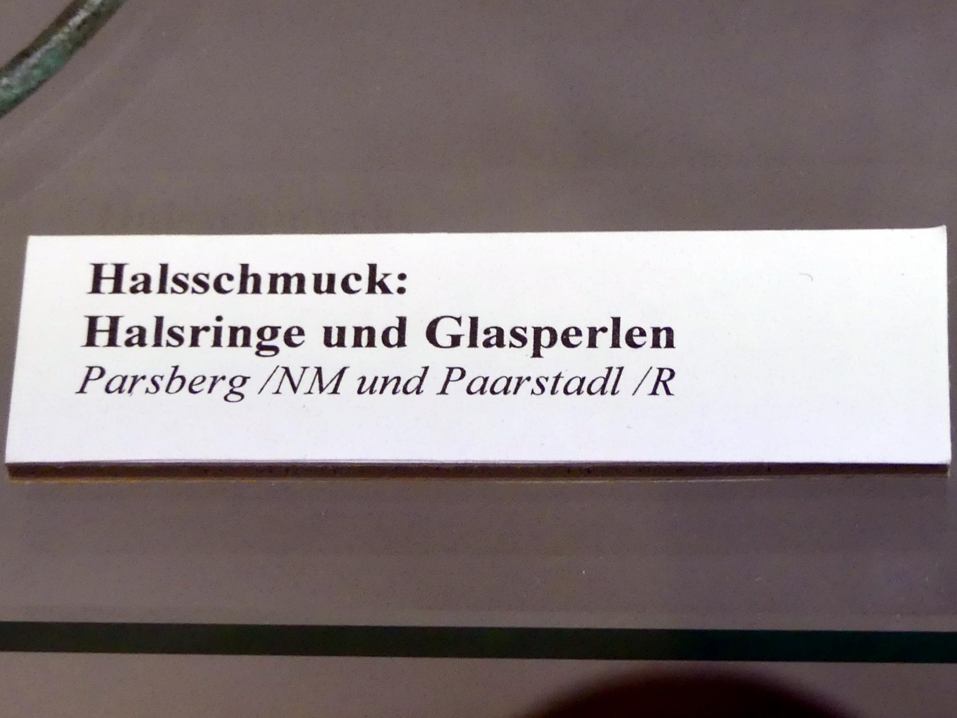 Halsringe, Frühlatènezeit A, 700 - 100 v. Chr., Bild 2/2