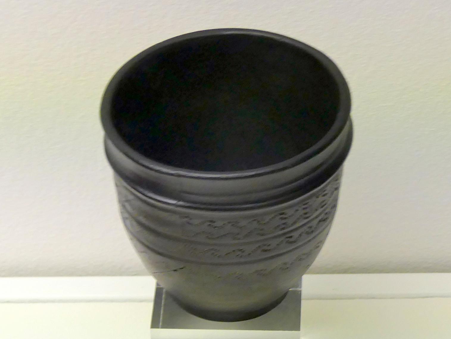 Becher, Frühlatènezeit A, 700 - 100 v. Chr.