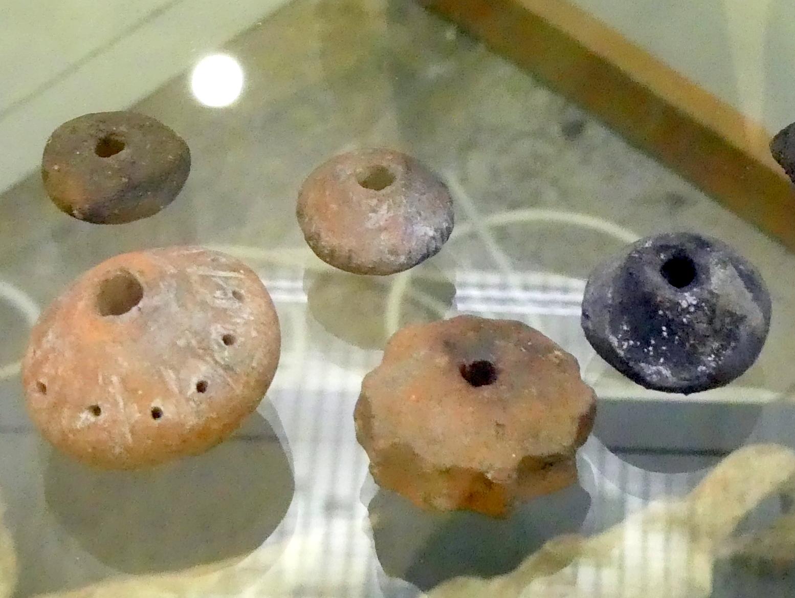 5 Spinnwirtel, Frühlatènezeit A, 700 - 100 v. Chr.