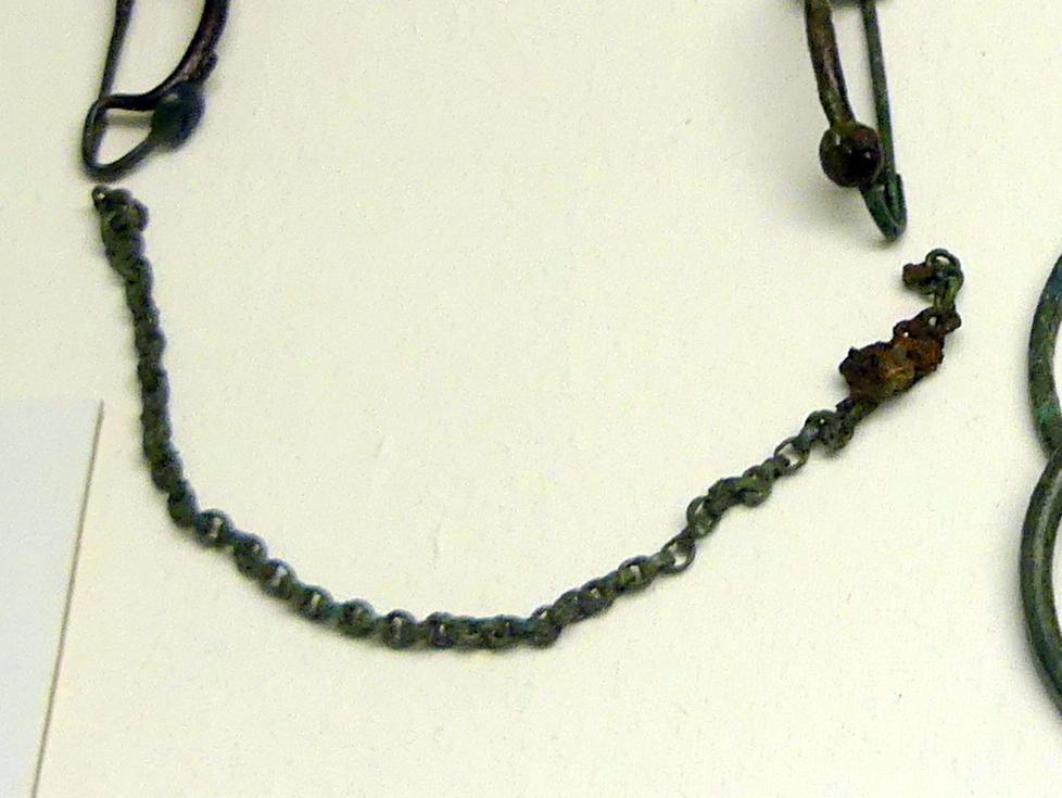 Bronzekette, Frühlatènezeit B, Undatiert