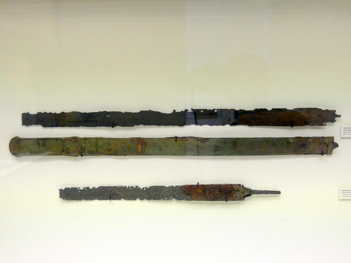 Spätkeltisches Eisenschwert und zugehörige Bronzescheide, Spätlatènezeit D, 700 - 100 v. Chr., Bild 1/2