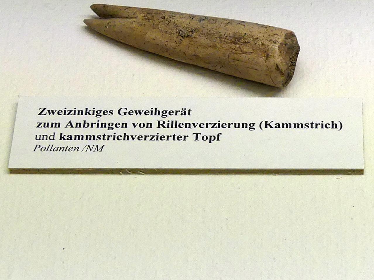 Zweizinkiges Geweihgerät, Spätlatènezeit D, 700 - 100 v. Chr., Bild 2/2