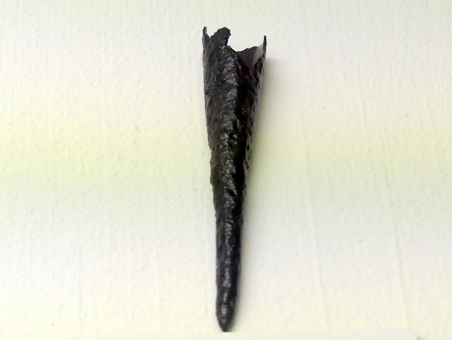 Lanzenschuh, Spätlatènezeit D, 700 - 100 v. Chr., Bild 1/2