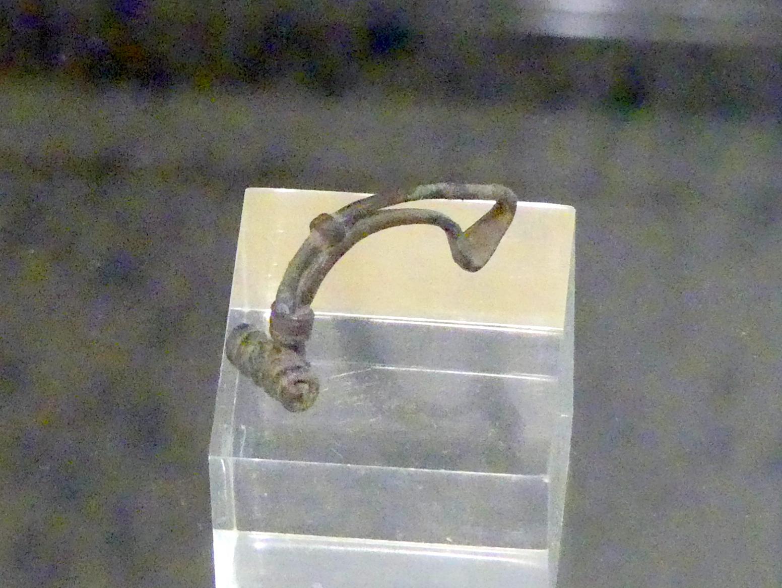 Spätkeltisch-germanische Fibel, Spätlatènezeit D2, 700 - 100 v. Chr.