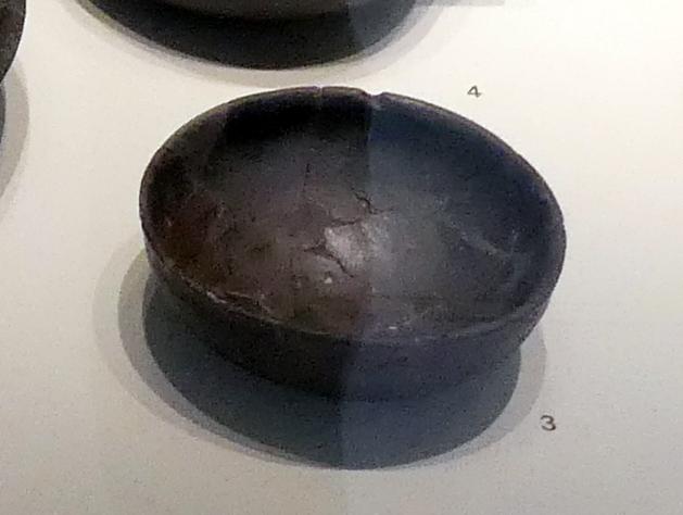 Schale, Hallstattzeit, 700 - 200 v. Chr., Bild 1/2