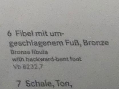 Fibel mit umgeschlagenem Fuß, Frühlatènezeit A, 700 - 100 v. Chr., Bild 2/2