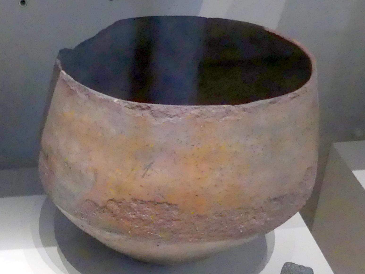 Topf, doppelkonisch, 1200 - 700 v. Chr.