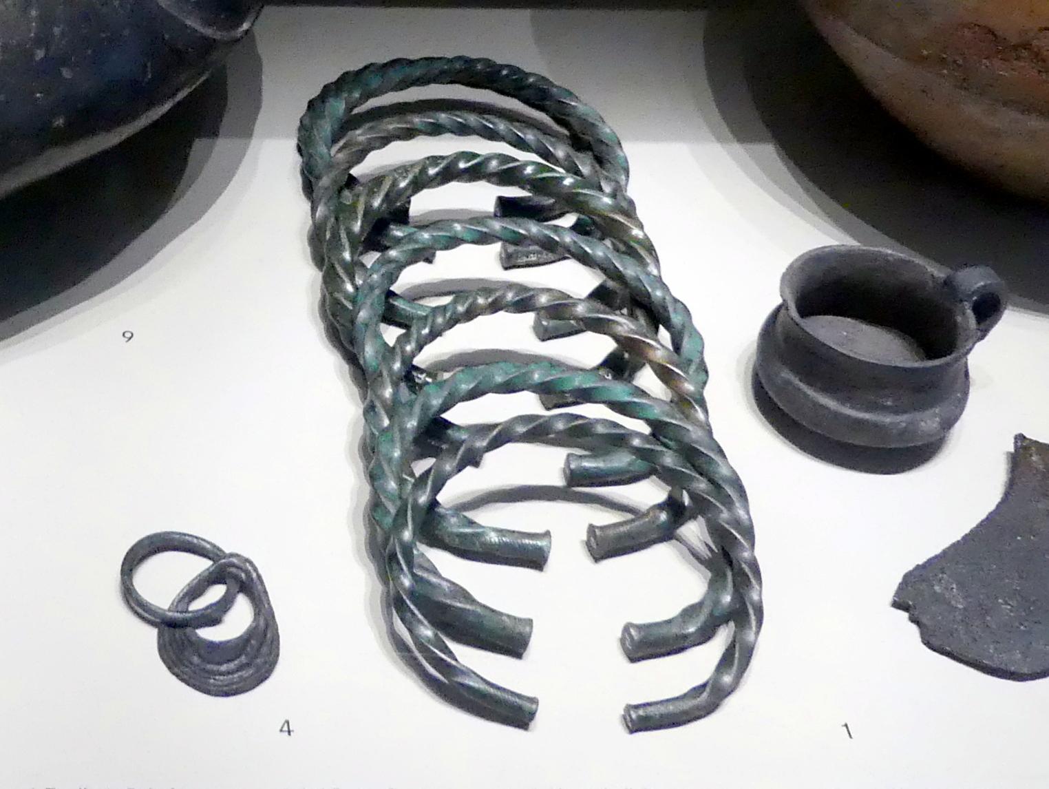 Tordierte Beinrige, 1300 - 1100 v. Chr.