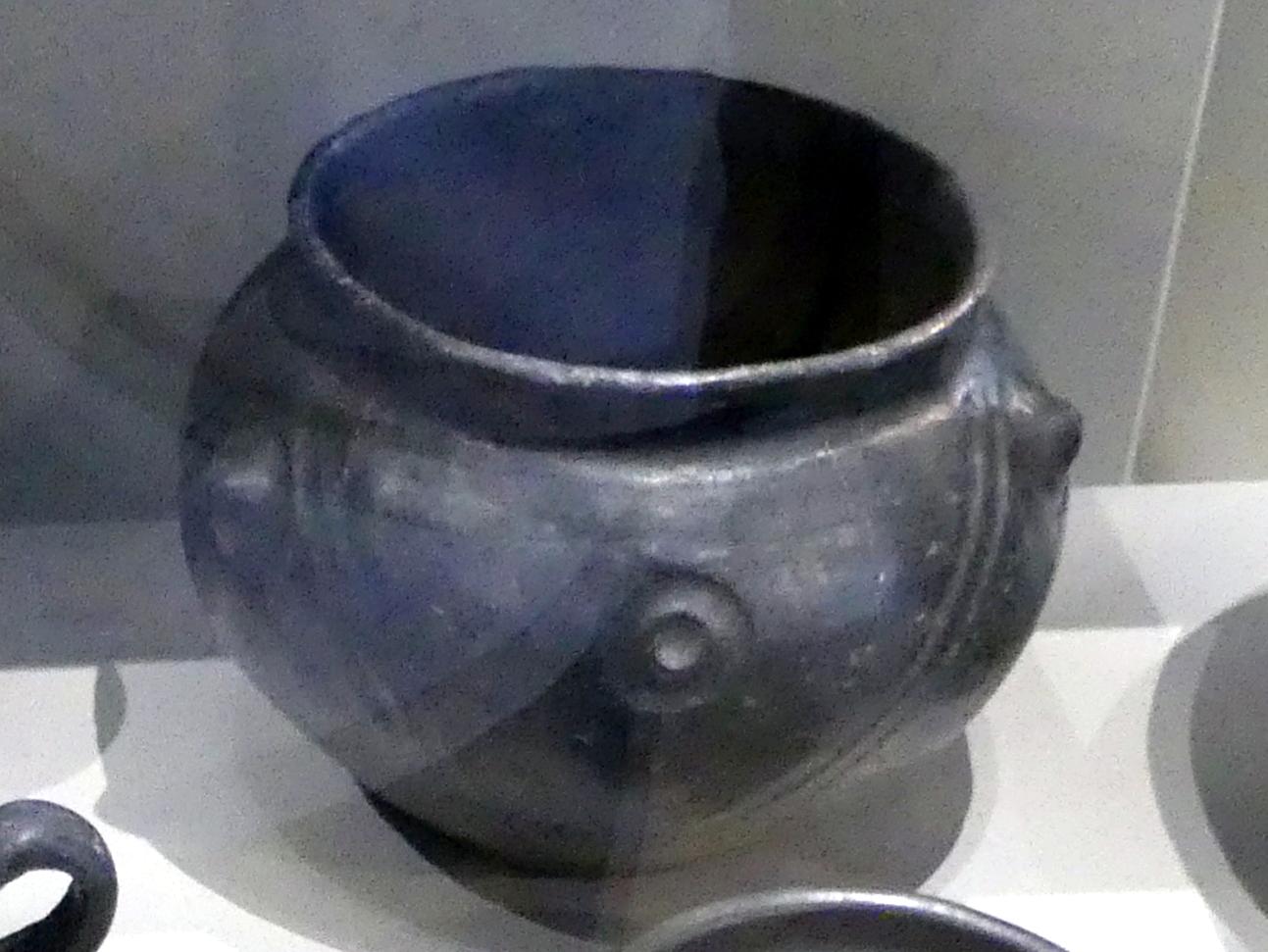 Topf, 700 - 600 v. Chr., Bild 1/2