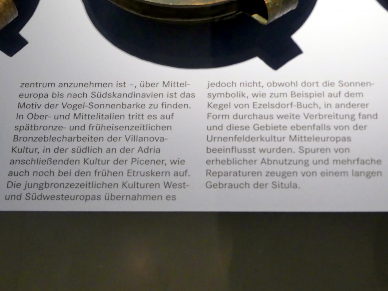 Situla vom Typ Kurd, Hallstattzeit B1, Urnenfelderzeit, 1400 - 700 v. Chr., 1050 - 950 v. Chr., Bild 4/5