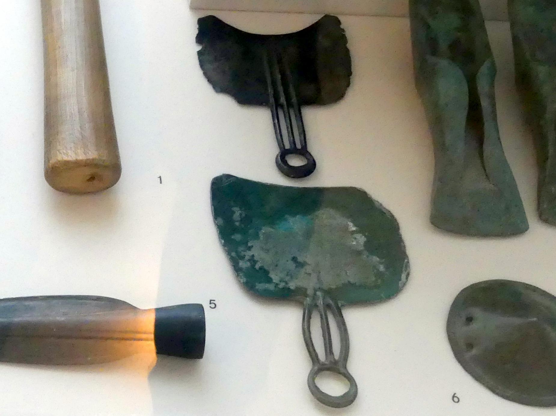 Rasiermesser, Urnenfelderzeit, 1400 - 700 v. Chr., 1300 - 1200 v. Chr., Bild 1/2