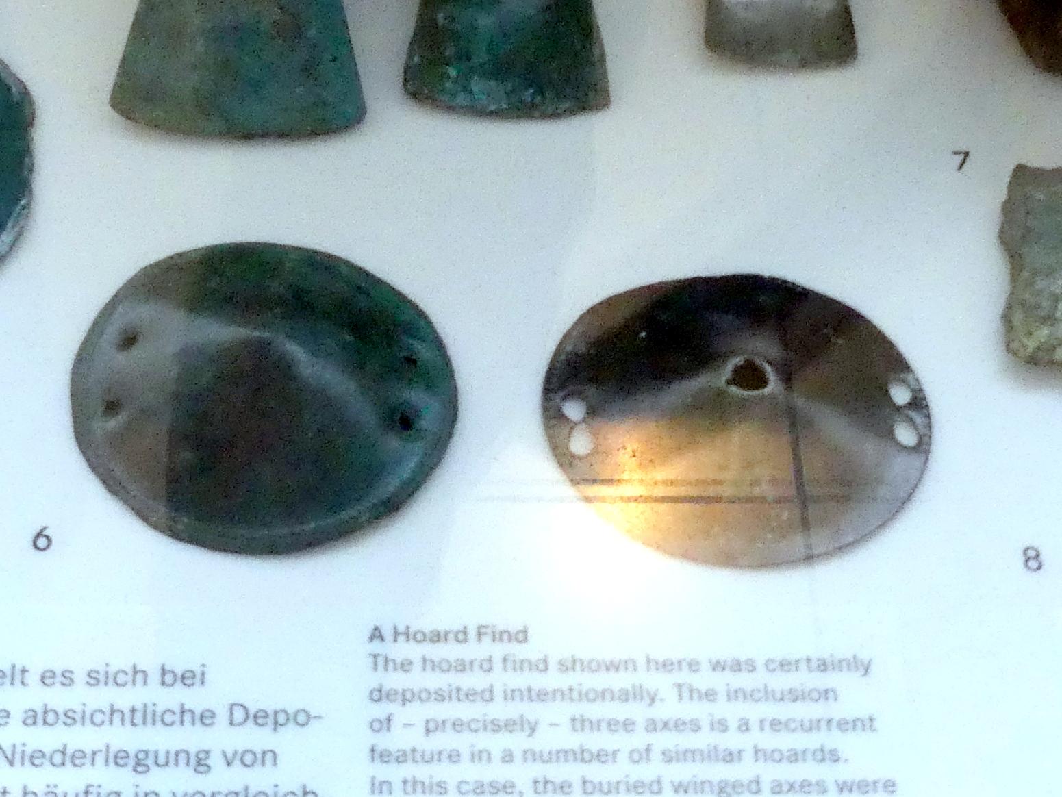 Zierscheiben, Urnenfelderzeit, 1400 - 700 v. Chr., 1300 - 1200 v. Chr., Bild 1/2
