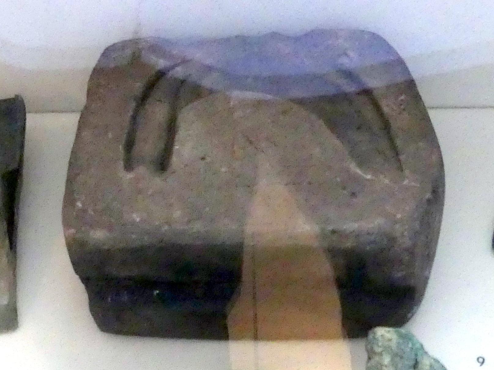 Gußform für Sicheln, Urnenfelderzeit, 1400 - 700 v. Chr., 1200 - 800 v. Chr., Bild 1/2