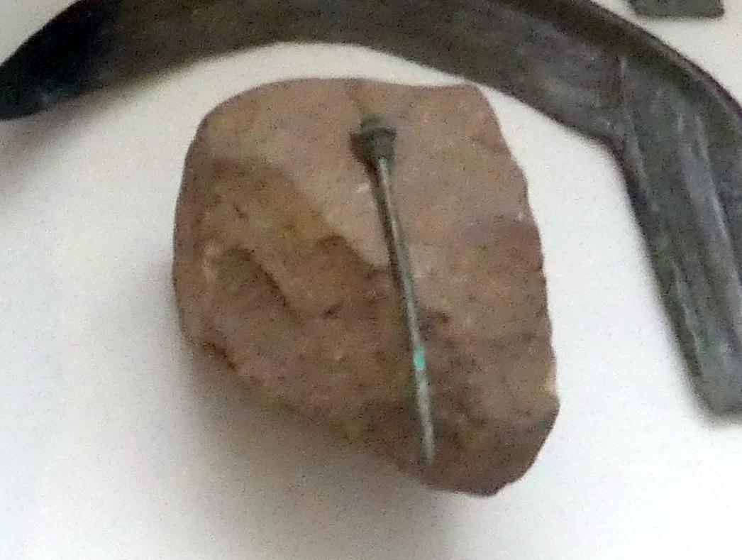 Gußform für Nadeln, Urnenfelderzeit, 1400 - 700 v. Chr., 1200 - 800 v. Chr., Bild 1/2