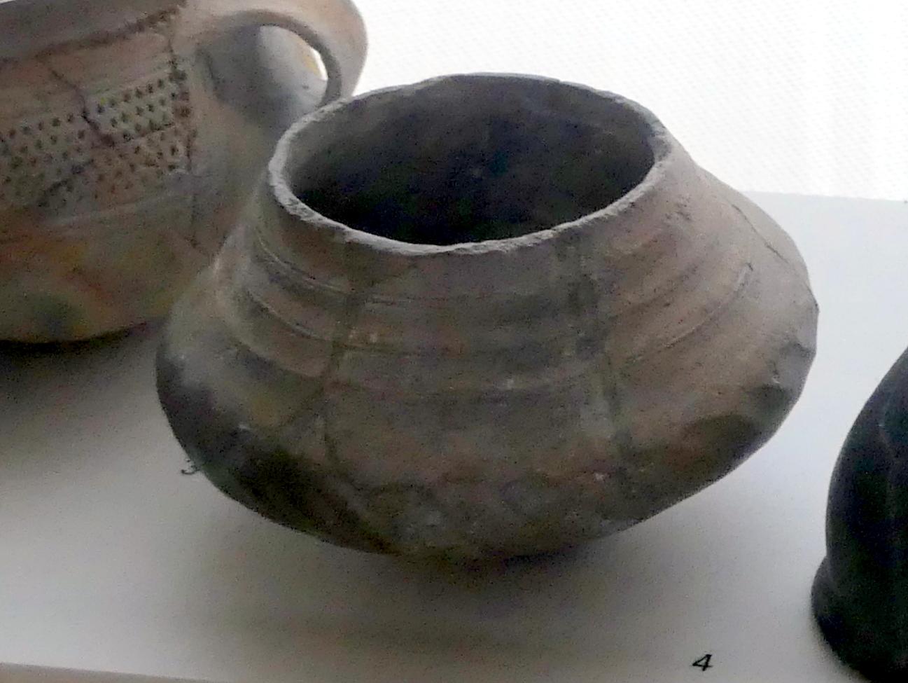 Schale mit Kannelur, Urnenfelderzeit, 1400 - 700 v. Chr., 1200 - 800 v. Chr.