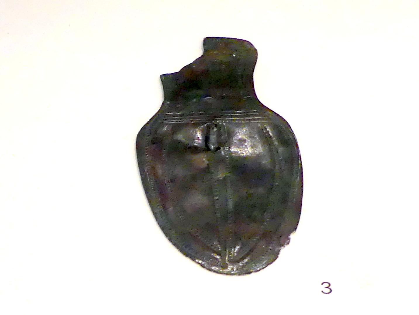 Schmuckschild, Frühe Bronzezeit, 3365 - 1200 v. Chr., 2200 - 1500 v. Chr., Bild 1/2