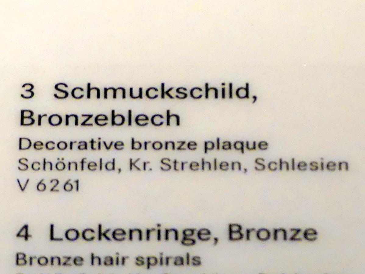 Schmuckschild, Frühe Bronzezeit, 3365 - 1200 v. Chr., 2200 - 1500 v. Chr., Bild 2/2