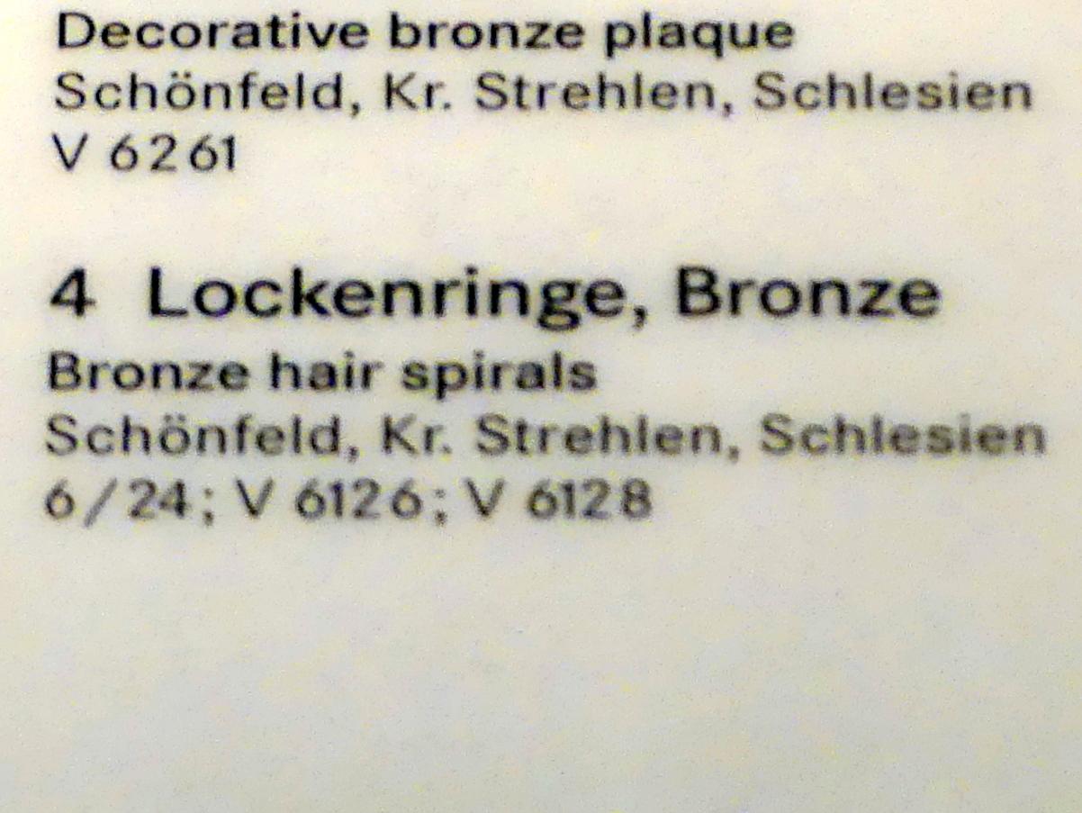 Lockenringe, Frühe Bronzezeit, 3365 - 1200 v. Chr., 2200 - 1500 v. Chr., Bild 2/2