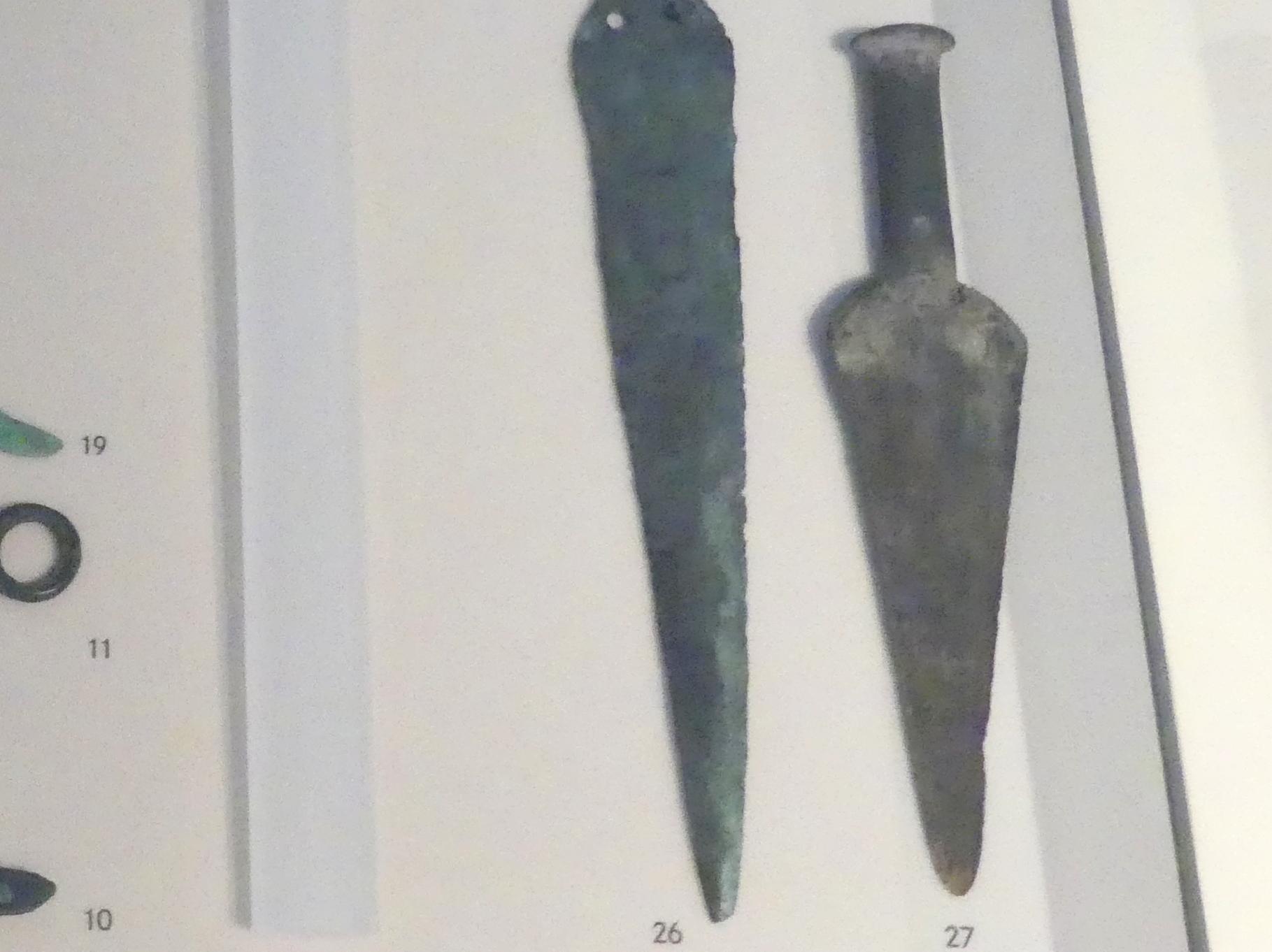 Vollgriffdolch, Mittlere Bronzezeit C1, 1500 - 1400 v. Chr., 1500 - 1400 v. Chr., Bild 1/2