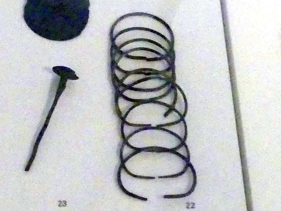 Armringe, Mittlere Bronzezeit, 3000 - 1300 v. Chr., 1600 - 1300 v. Chr., Bild 1/3