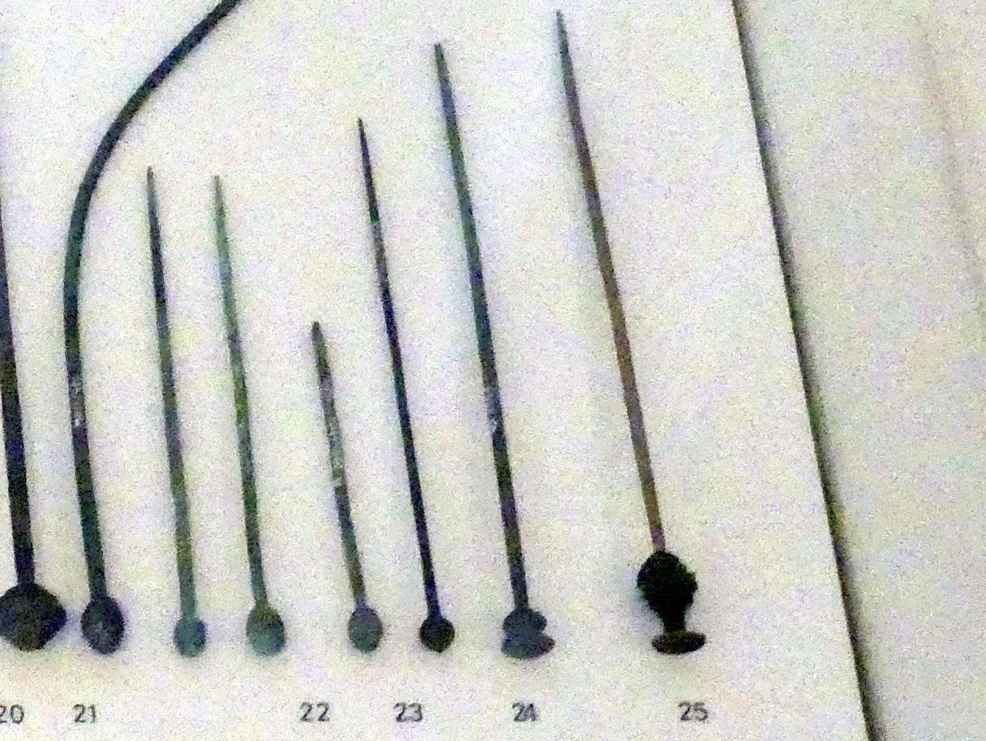 Vasenkopfnadel, Bronzezeit, 3365 - 700 v. Chr., Bild 1/2