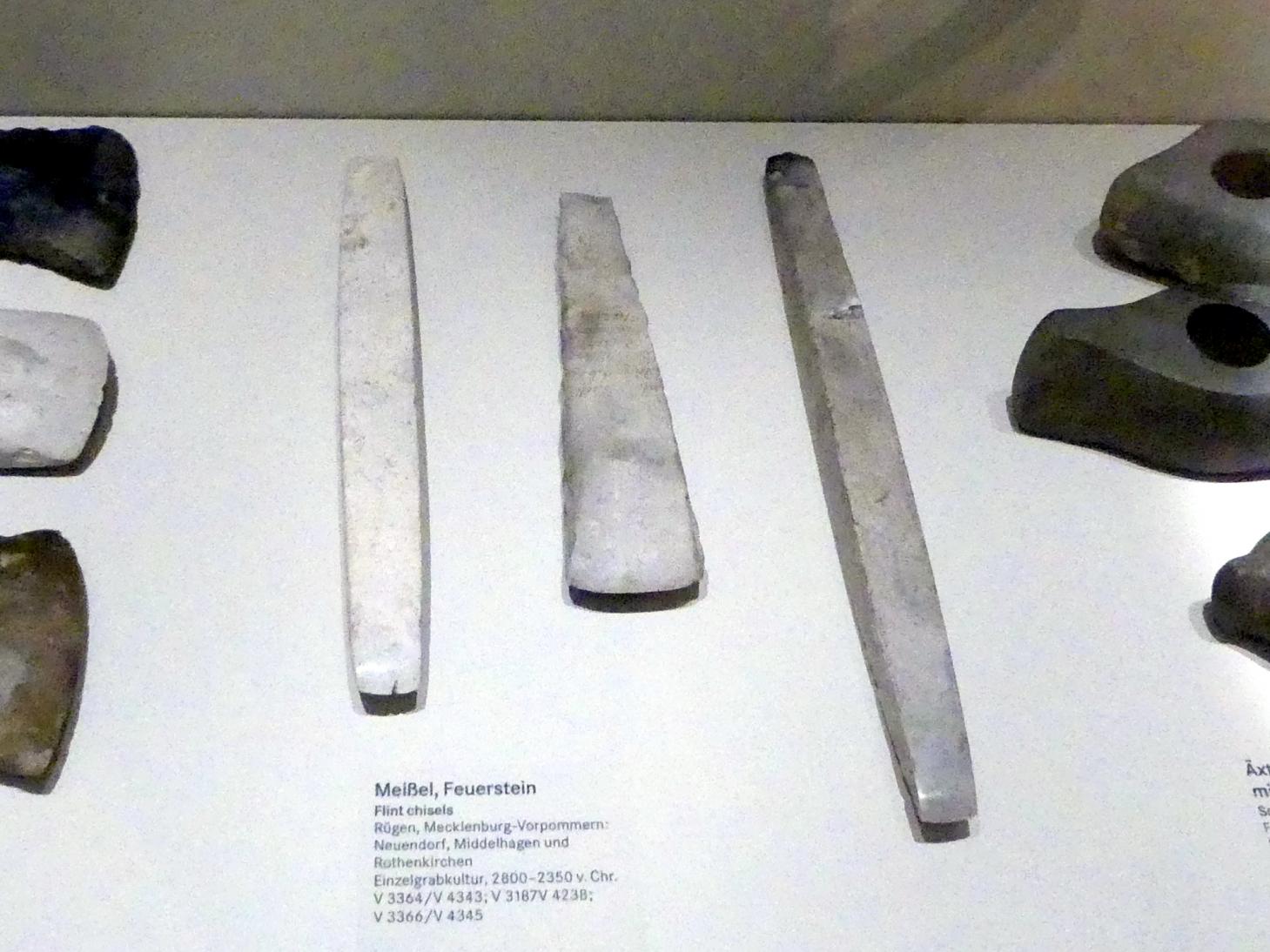 Meißel, Nordisches Neolithikum, 4400 - 2350 v. Chr., 2800 - 2350 v. Chr., Bild 1/2