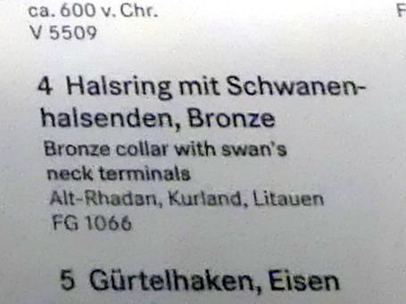 Halsring mit Schwanenhalsenden, Eisenzeit, 1200 - 1 v. Chr., Bild 2/2