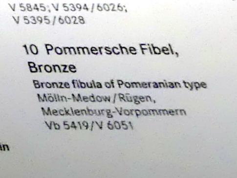 Pommersche Fibel, Eisenzeit, 1200 - 1 v. Chr., Bild 2/2
